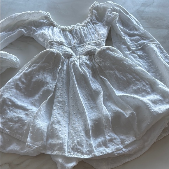 White Long Sleeve Romper - hollister - Picture 6 of 6